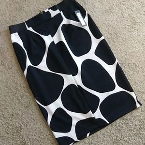 NWT Worthington Pencil Skirt